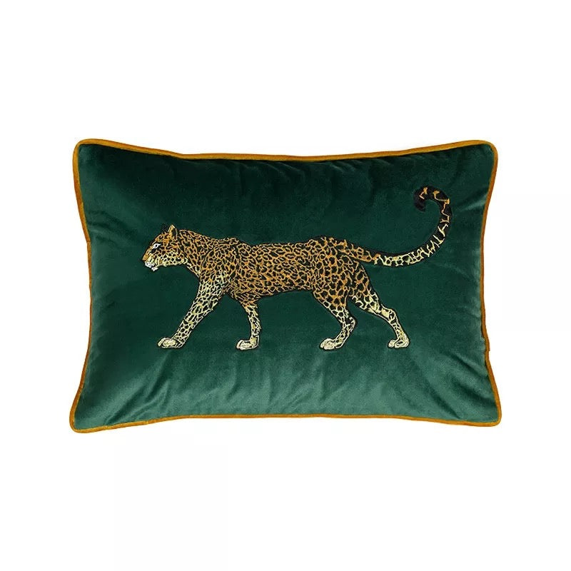Lorraine - Leopard Velvet cushion case